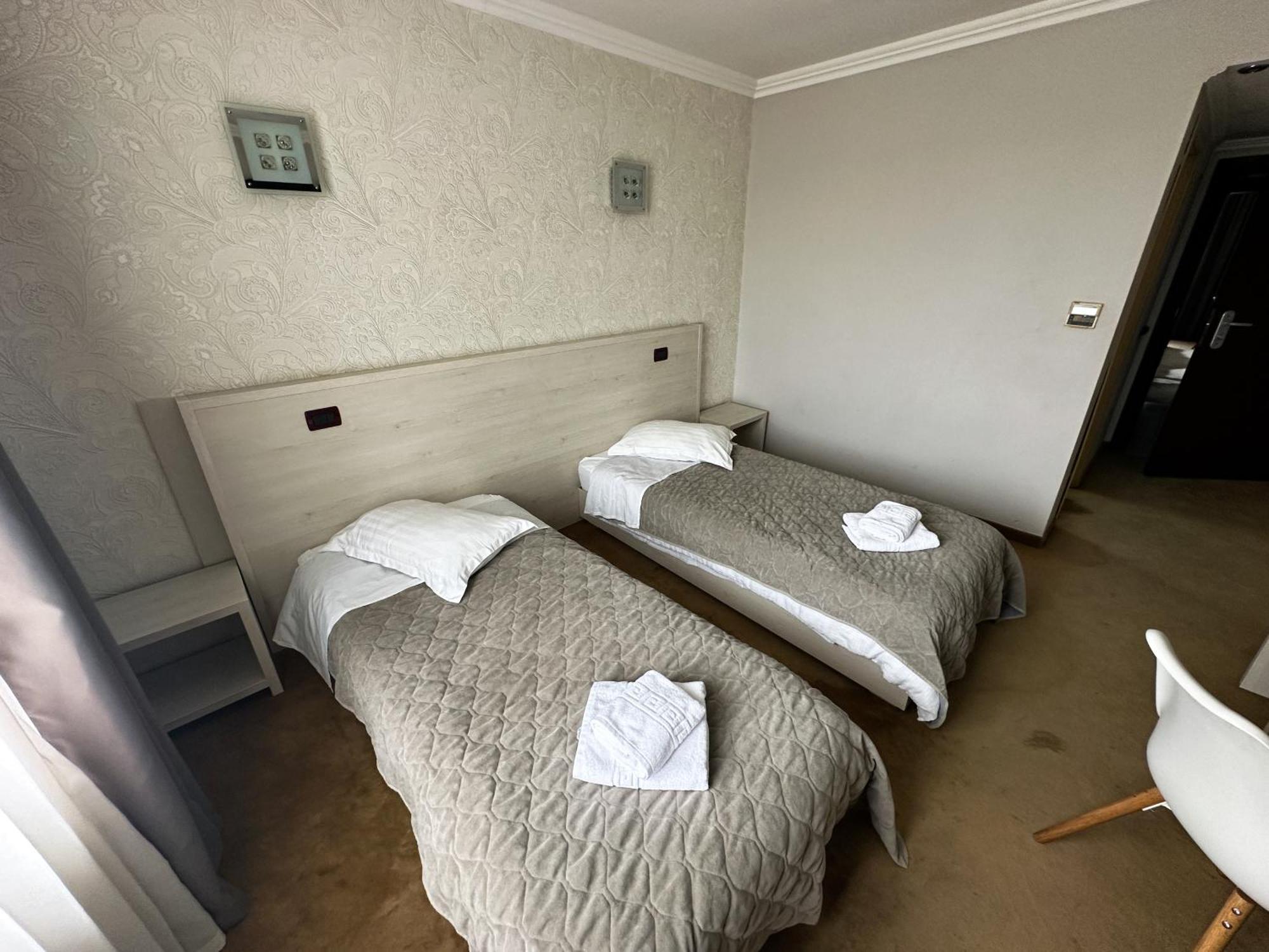 Grand Master Hotel Dej Luaran gambar