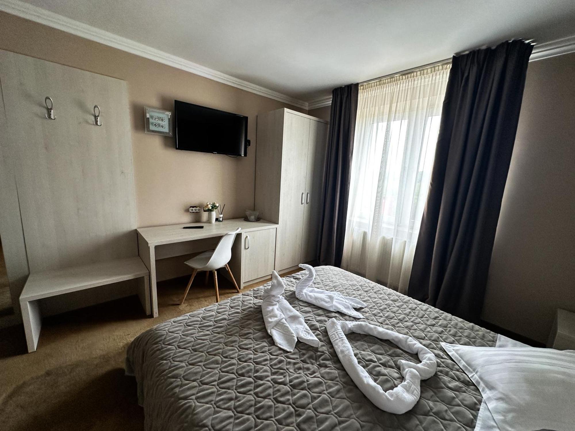 Grand Master Hotel Dej Luaran gambar