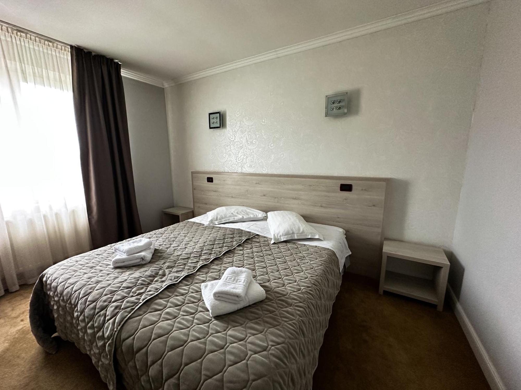 Grand Master Hotel Dej Luaran gambar