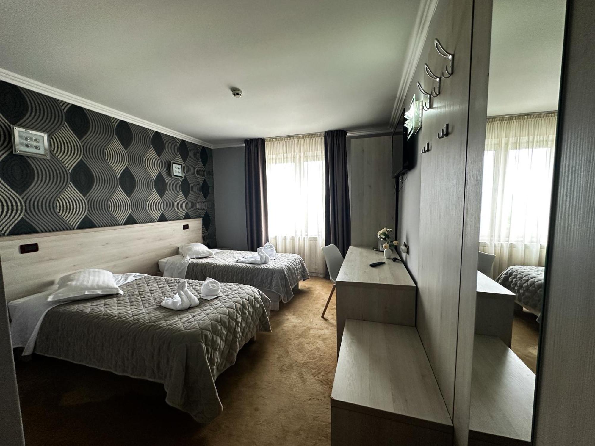 Grand Master Hotel Dej Luaran gambar