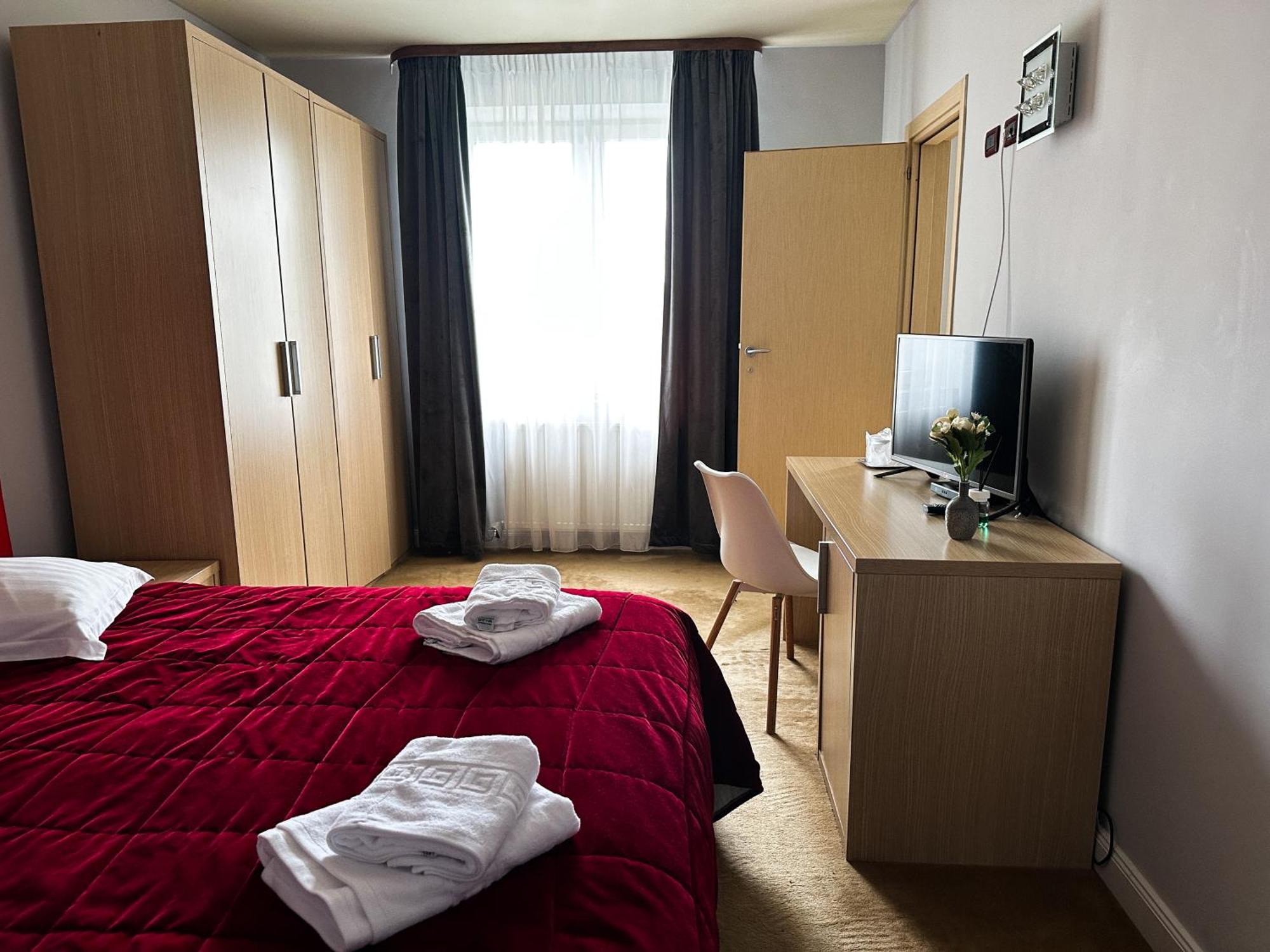 Grand Master Hotel Dej Luaran gambar